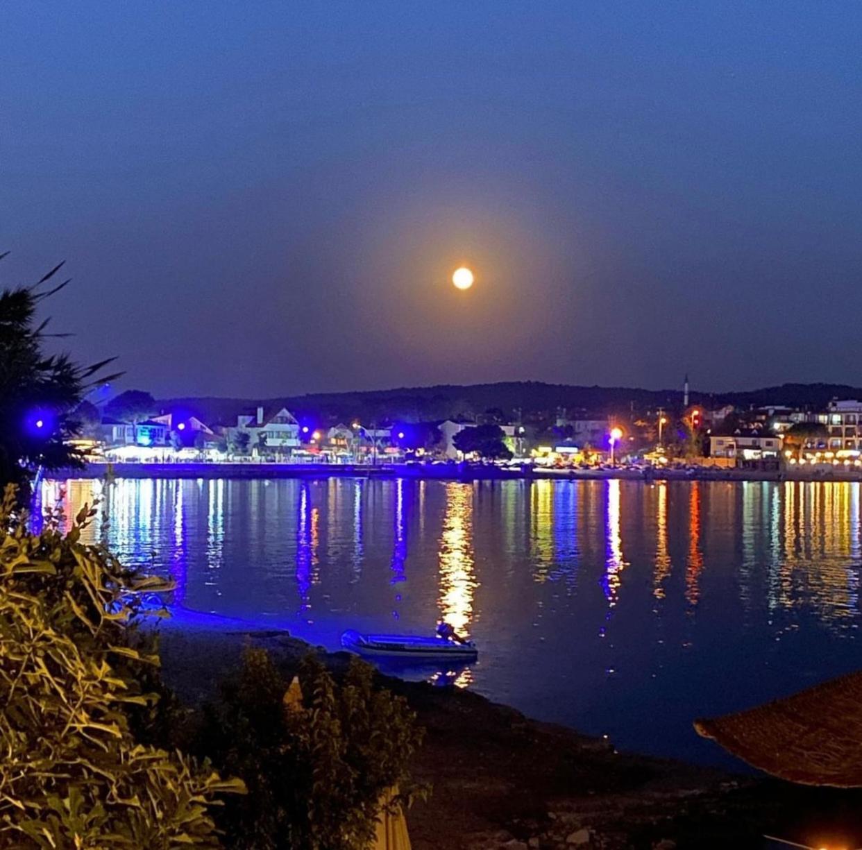 Kerpe Diem Otel Екстериор снимка